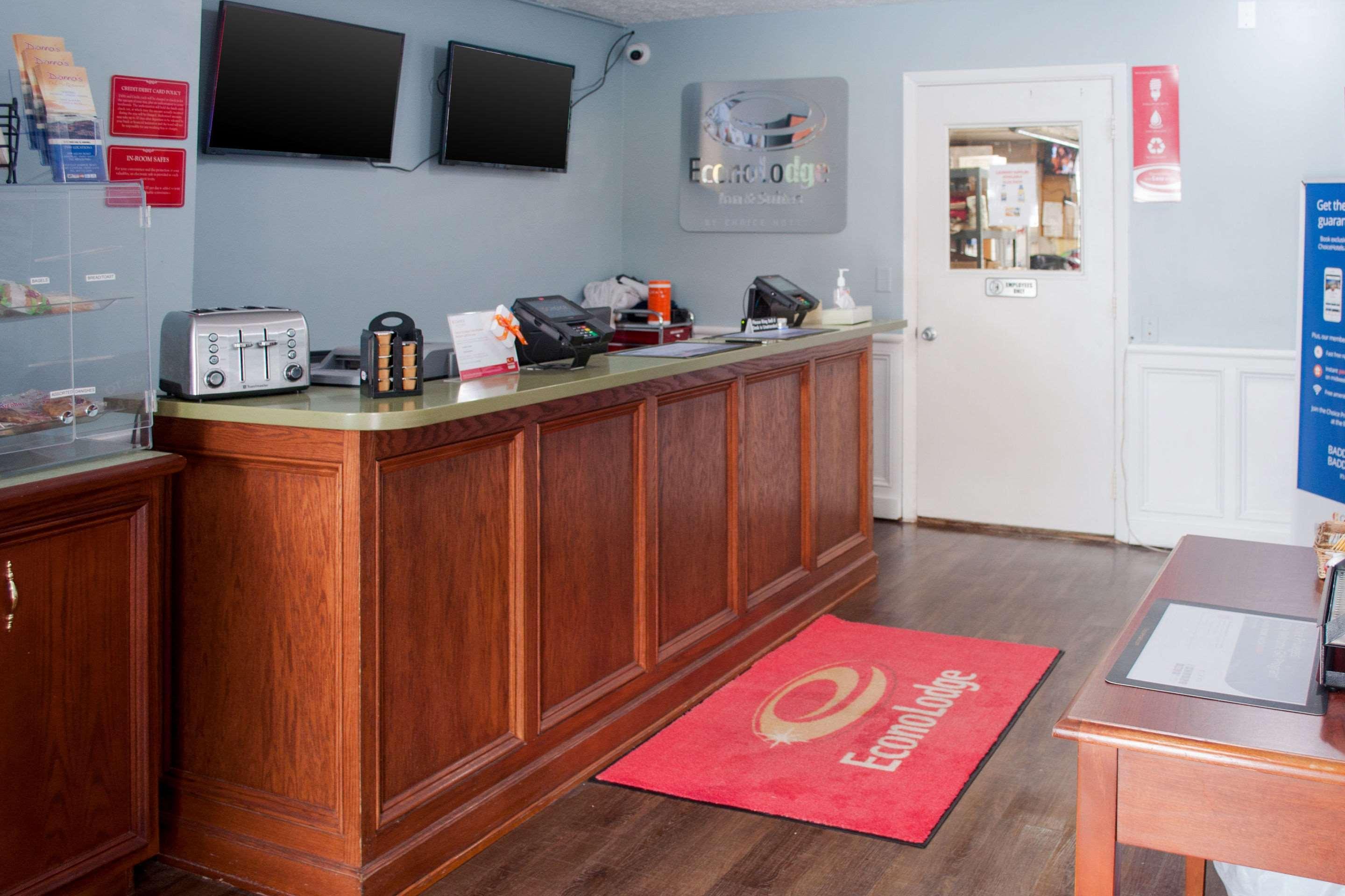 Econo Lodge Inn&Suites South Sandusky Esterno foto