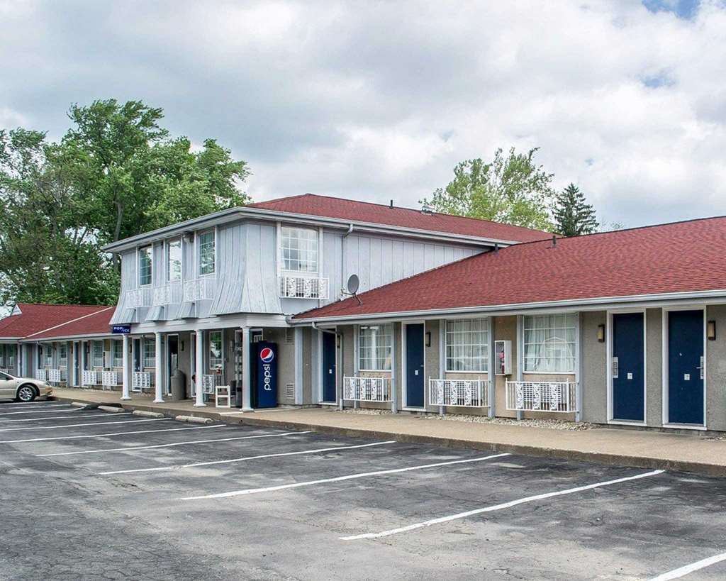 Econo Lodge Inn&Suites South Sandusky Esterno foto