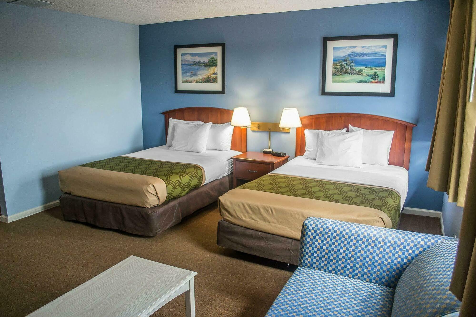 Econo Lodge Inn&Suites South Sandusky Esterno foto